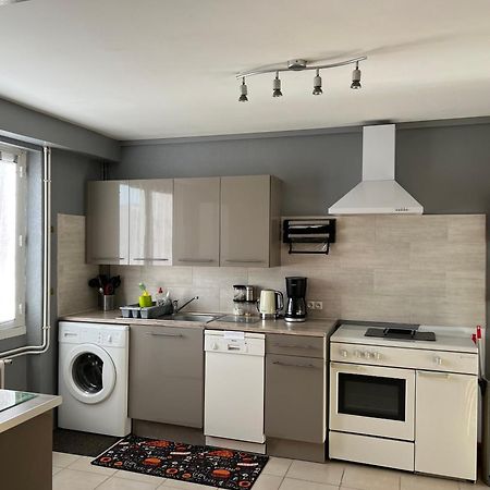 Gite Du St Martin Apartamento Oradour-Fanais Exterior foto